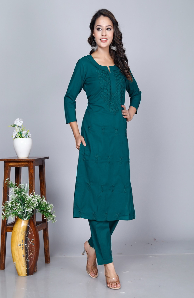 Embroidery Straight Fit Kurti In Bottle Green