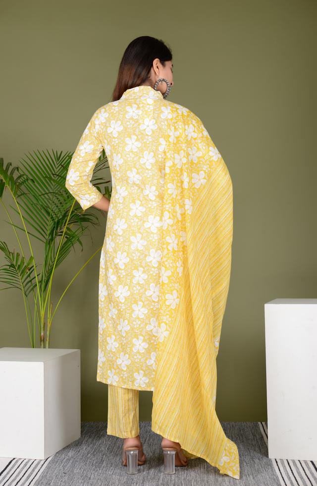 pTrendy V-Neck Straight Suit In Yellow